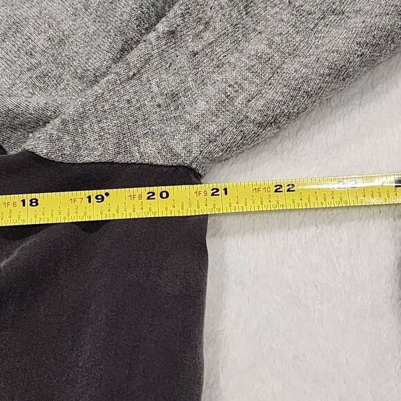 FOREVER 21 LIGHTWEIGHT GREY KNITTED SLEEVES JACKET SIZE M - Picture 5 of 11